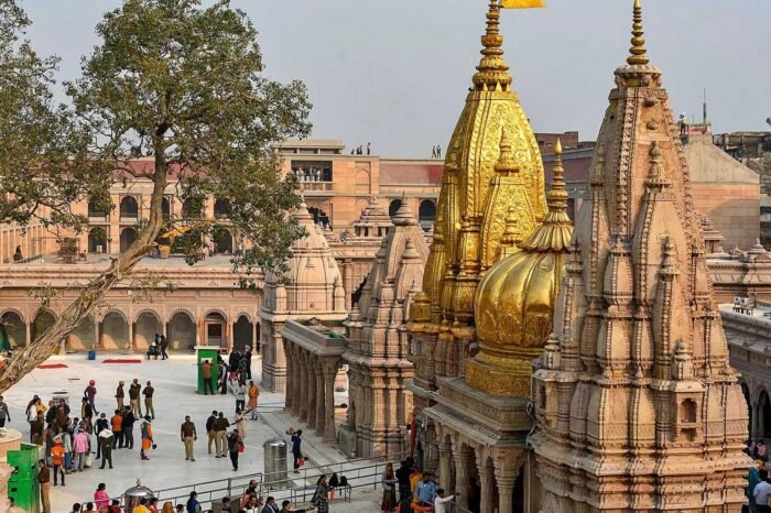 Divine Kashi Spiritual Tour